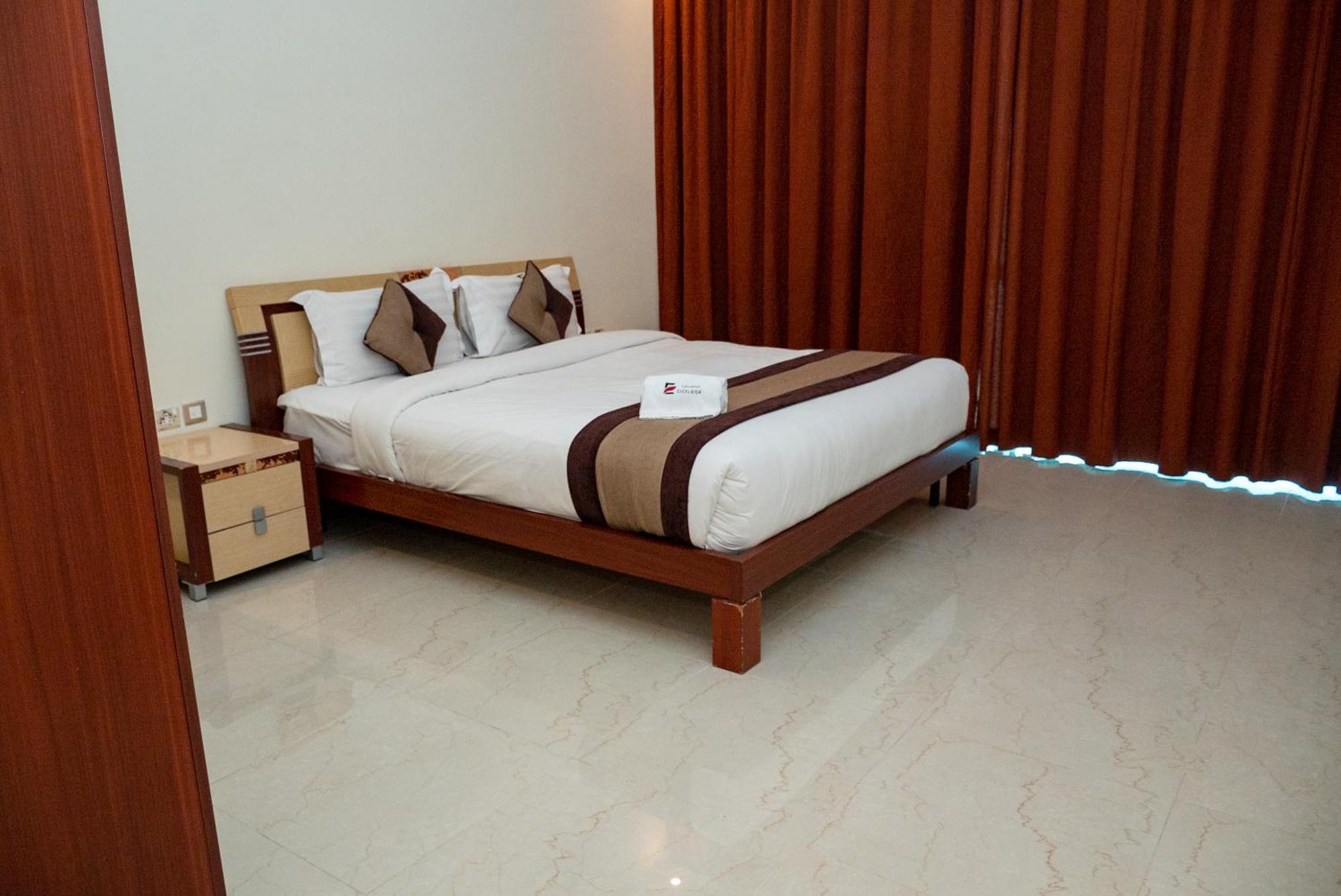 Excelsior Luxury Apartments Манама Екстер'єр фото