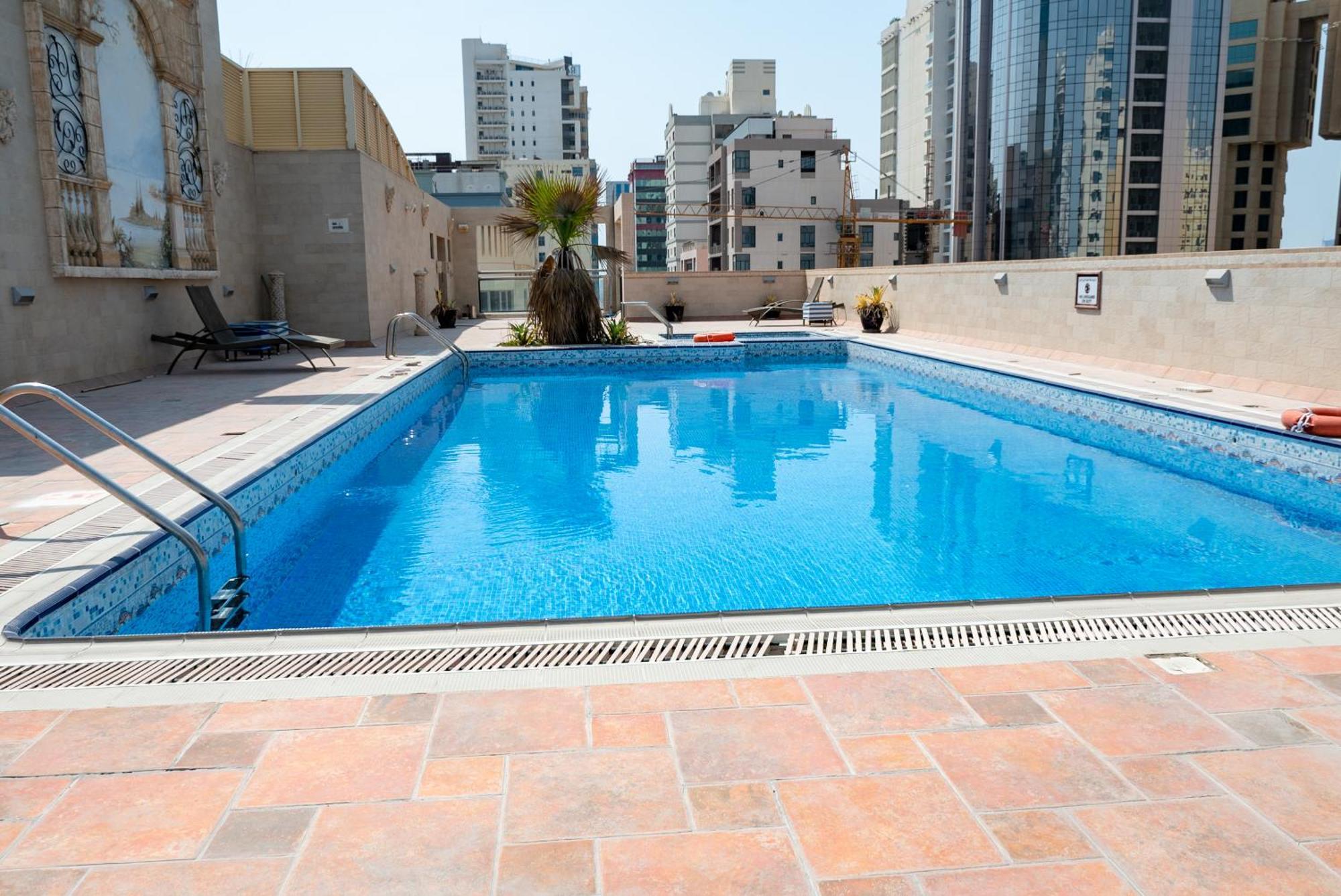Excelsior Luxury Apartments Манама Екстер'єр фото