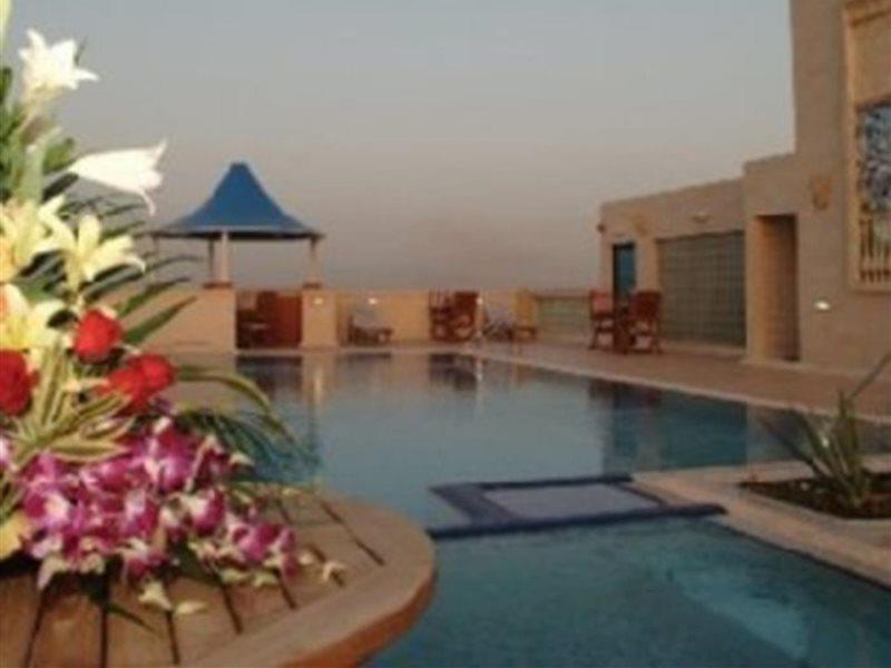 Excelsior Luxury Apartments Манама Екстер'єр фото