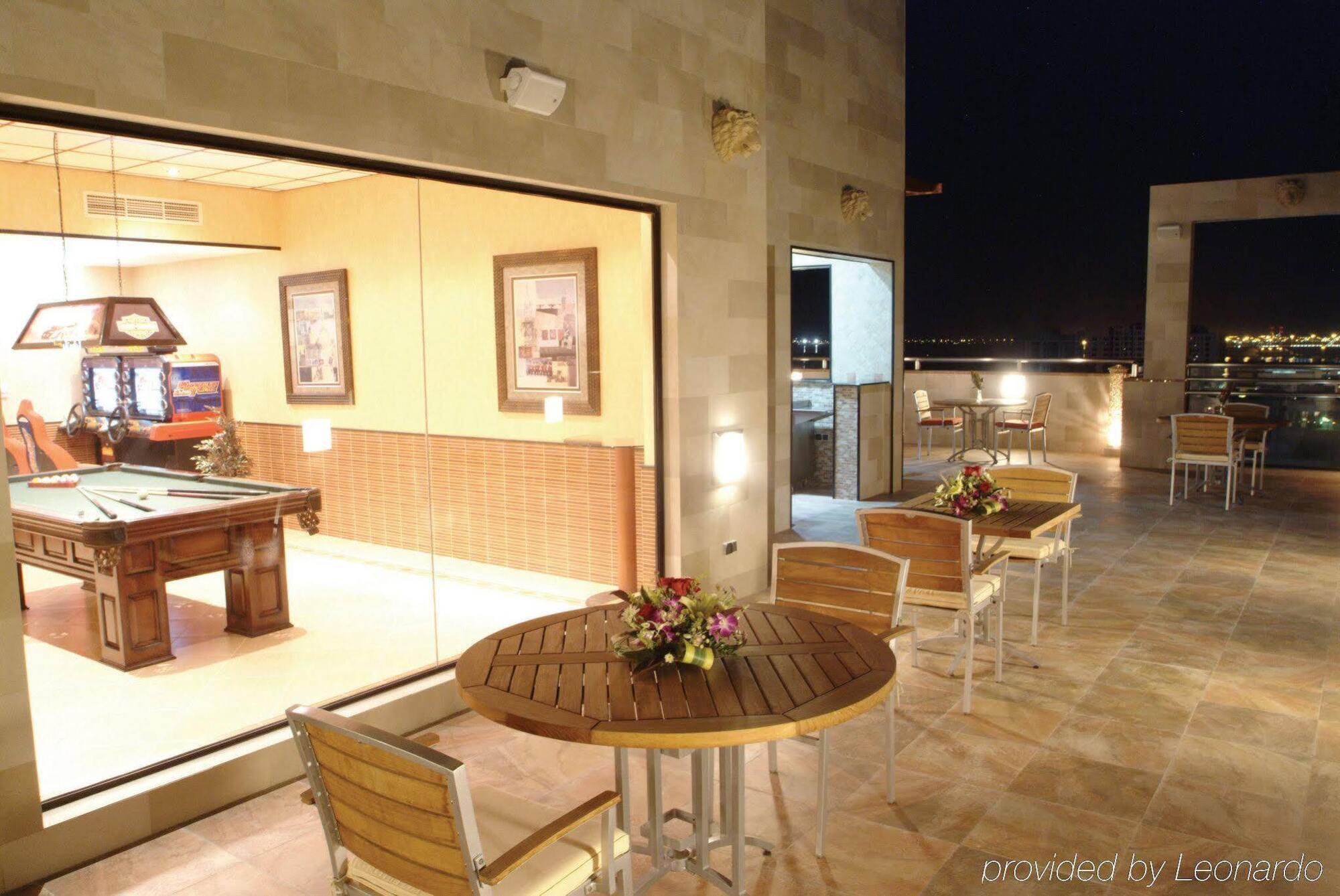 Excelsior Luxury Apartments Манама Екстер'єр фото